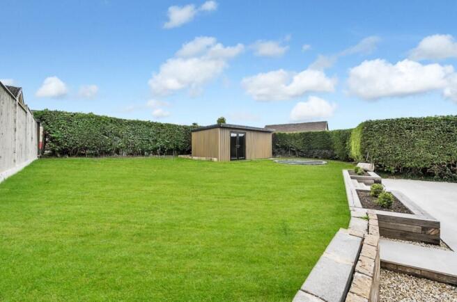 South Facing Garden 
