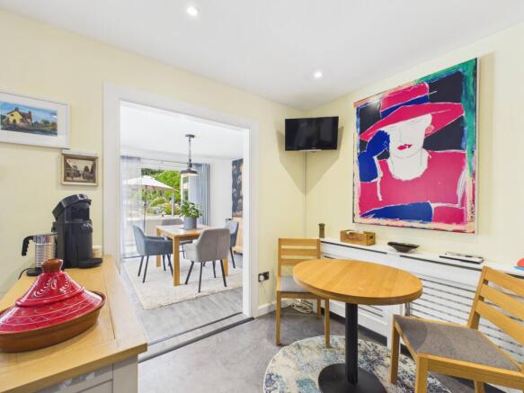 Kitchen/Breakfast Room