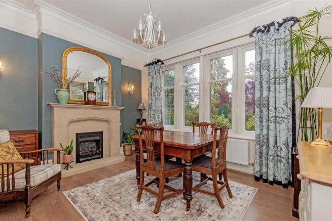Dining Room-1.jpg