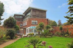 53, 143 Viceroy Lodge, Kingsway, Hove BN3 4RB