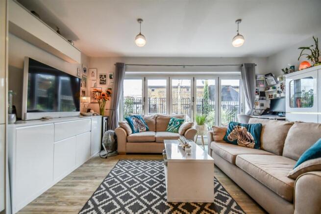 Kitchen - Living