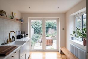 62, Napier Road, London E11 3JZ