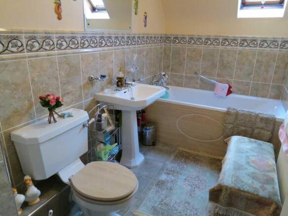 Photo 10