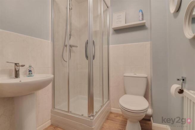 3 bed Terraced for sale Image 6