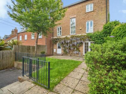 Beechwood Square, Dorchester, DT1