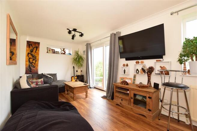 Kitchen/ Living Room