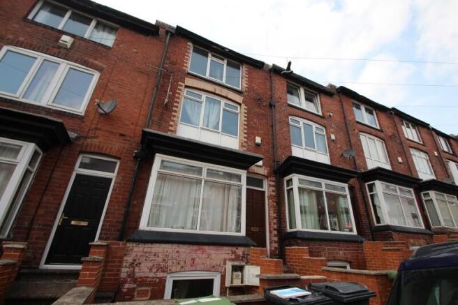 6 bed Terraced to rent Image 10