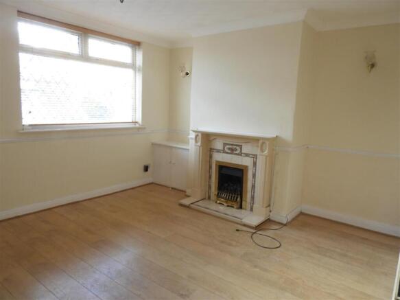 49 Priory street new lounge.JPG