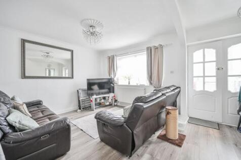 Holmesdale, Waltham Cross, Hertfordshire, EN8, Enfield, Waltham Cross, EN8