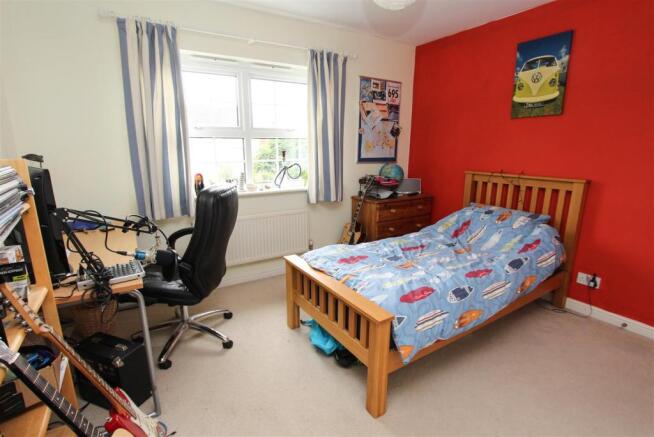 BED 2.jpg