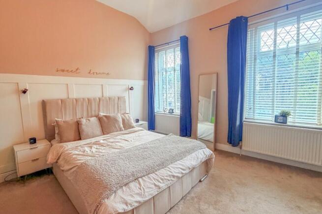2 bed Cottage for sale Image 8
