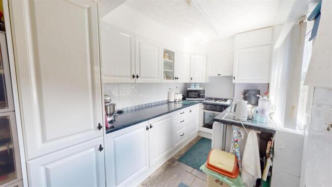 2 bed Semi-Detached for sale Image 5