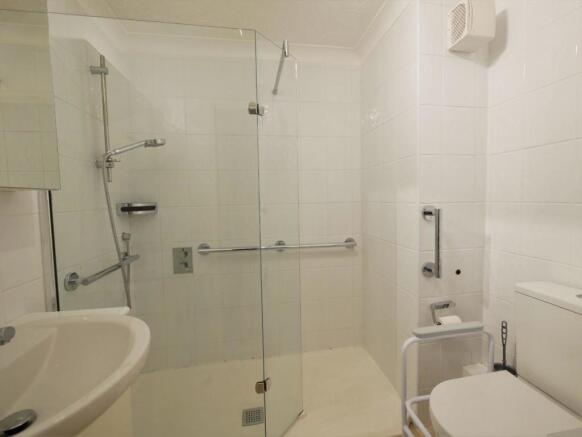 Bathroom/Shower Room