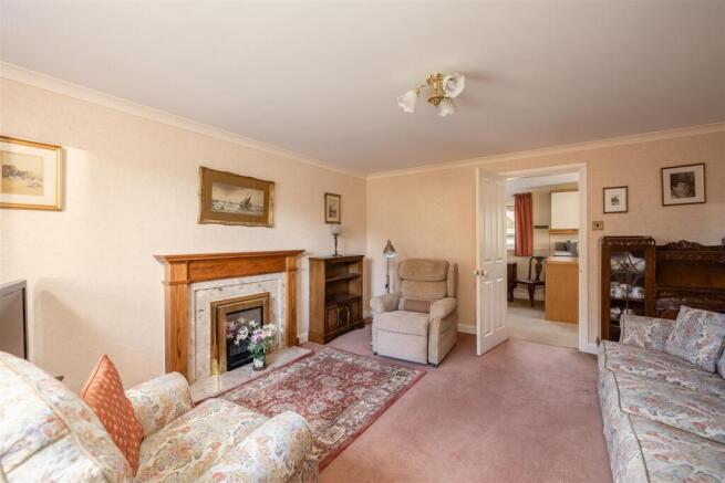 Westlands 41 Sitting Room-1.jpg