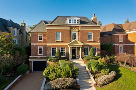 Carrick Gate, Esher, KT10 image 24