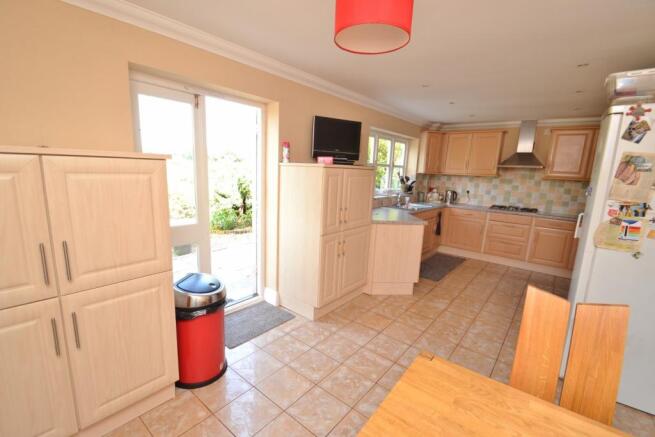 Kitchen/Breakfast Ro