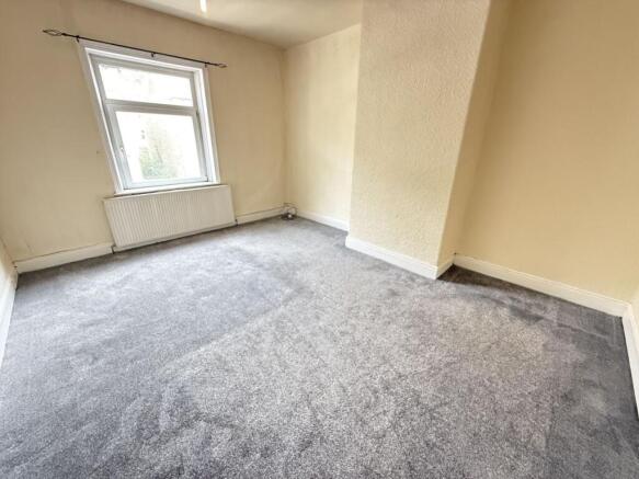 2 bed Terraced for sale Image 5