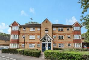 Flat 6, Bramley House, Hollygrove Close, Hounslow TW3 3NE