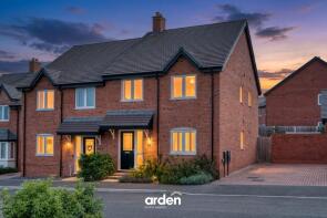2, Damson Way, Worcester WR2 4TR