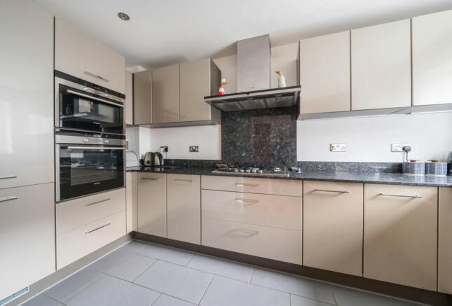 1154068 (5).jpg