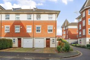 15, Rollesbrook Gardens, Southampton SO15 5WA