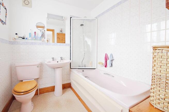Master En-suite