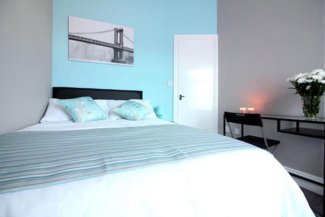 4 bed Terraced for sale Image 10