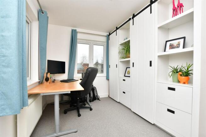 Bedroom 4 / Study