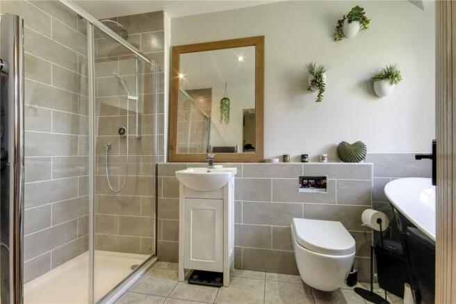 En Suite Shower Room