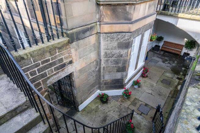 Picture No. 04