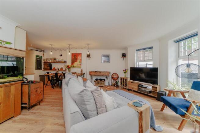 Open Plan Lounge/Dining/Kitchen