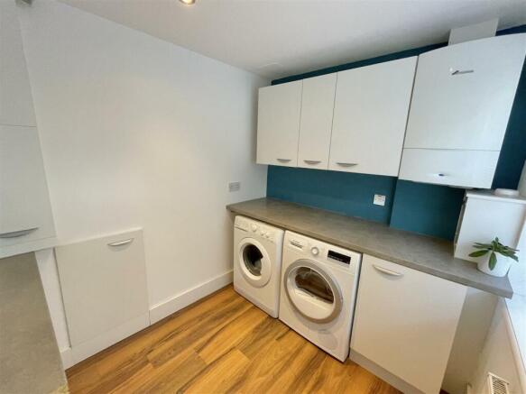 Utility Room 1.jpg