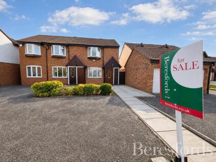 Rural Close, Hornchurch, RM11