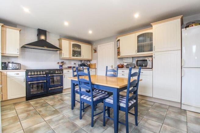Kitchen/Breakfast Room