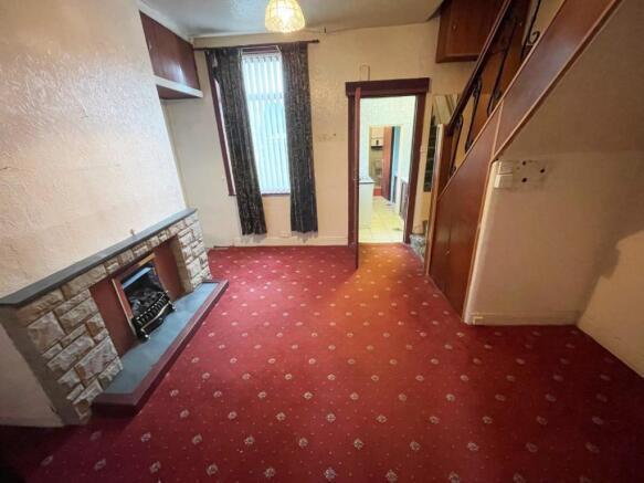 REAR RECEPTION ROOM