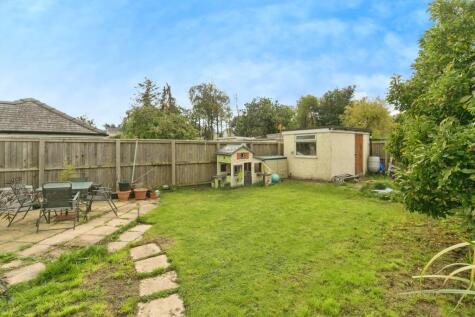 Pen Y Ffridd Road, Bangor, LL57