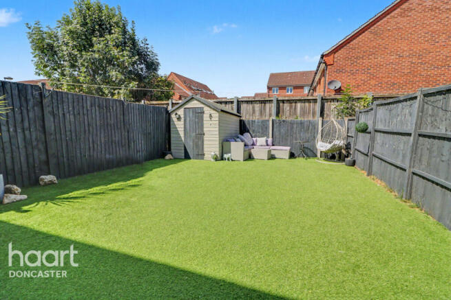 3 bed Semi-Detached for sale Image 4