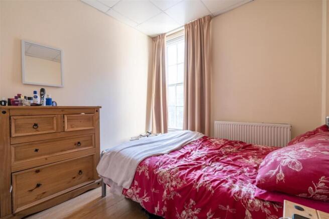 Bedroom_.jpg
