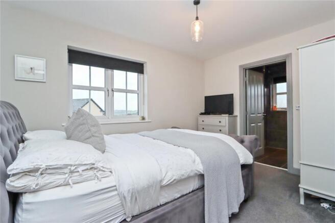 Bedroom 1 Pic 1