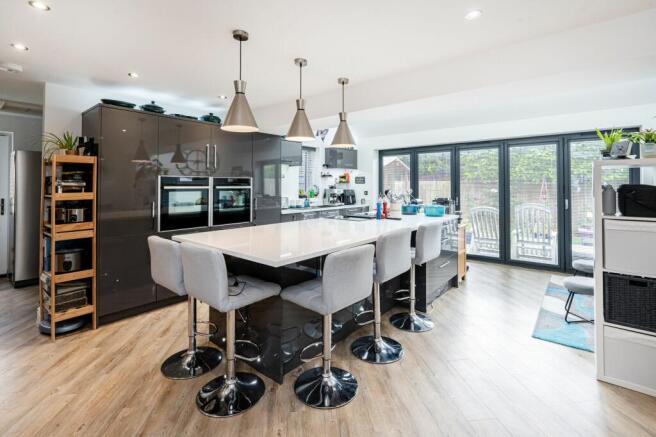 Kitchen/Breakfast
