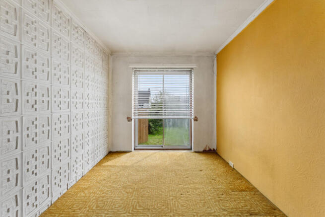 Woodside Avenue, Thornliebank photo 4