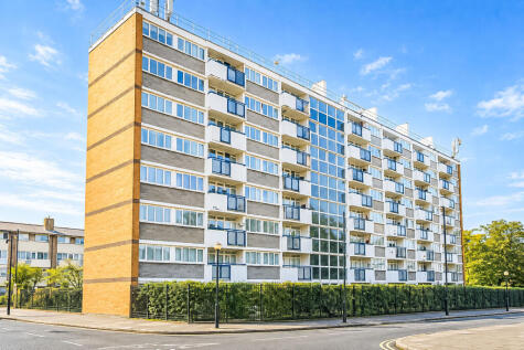 Trinity Gardens, Canning Town, London, E16
