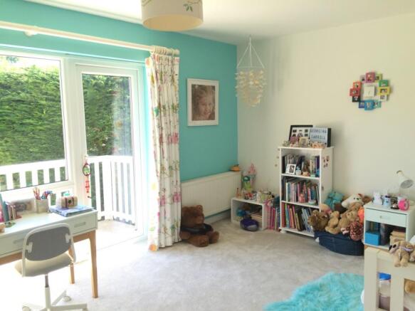 Photo 8