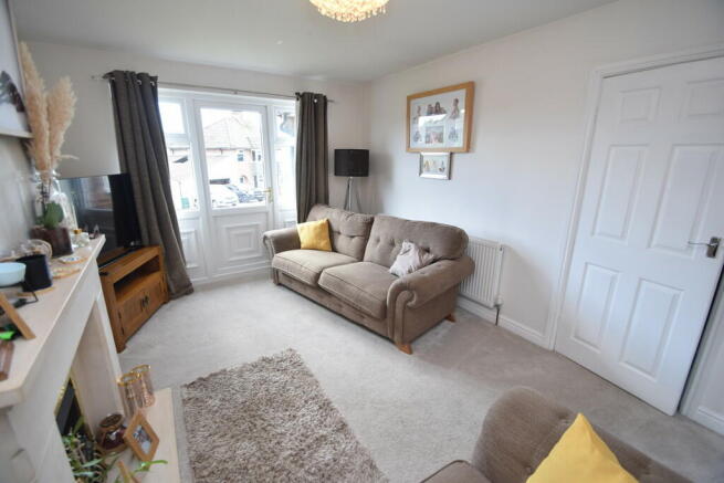 Lounge 1