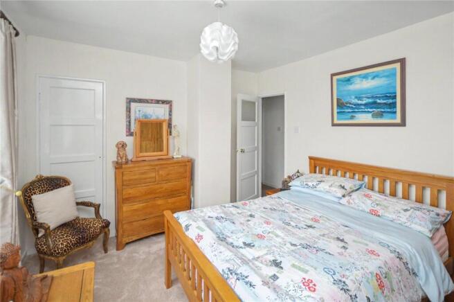 3 bed Terraced for sale Image 8