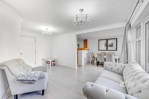 Southwell Close, Chafford Hundred, Grays, RM16