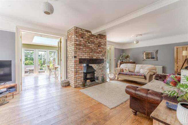 3 - sitting room.jpg