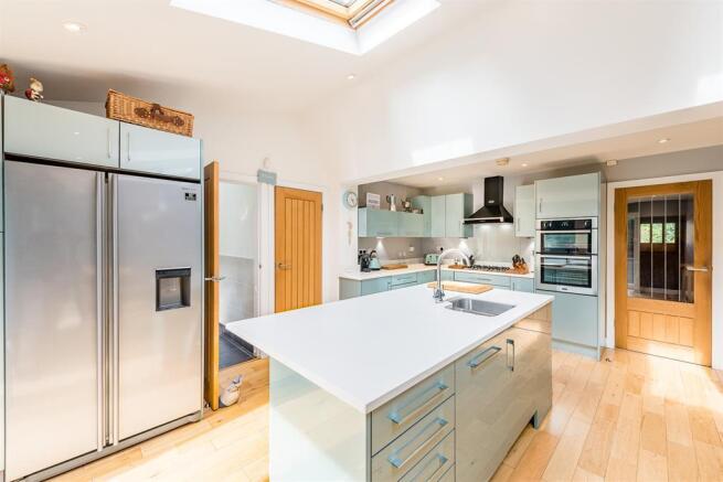 KITCHEN -DINER