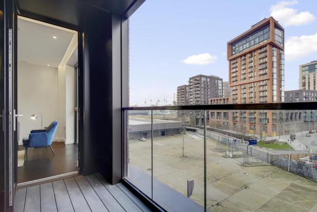 5_Balcony_4
