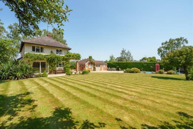 Fordacre, 21 Church Lane, Nether Heyford